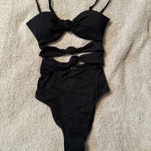 NWOT black one piece swimsuit from Aerie, size medium